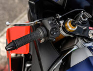 Aprilia RSV4 Factory 2021 piña