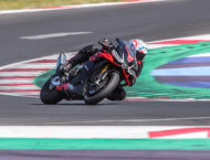 Aprilia RSV4 Factory 2021 prueba 32