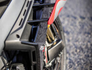 Aprilia RSV4 Factory 2021 prueba aleron