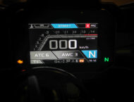 Aprilia RSV4 Factory 2021 prueba modo street