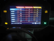 Aprilia RSV4 Factory 2021 prueba pantalla modos conduccion