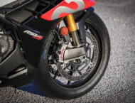 Aprilia RSV4 Factory 2021 prueba toberas frenos