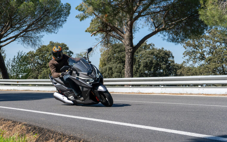 Ariic 318 2021: Prueba y opinión 27 Ariic 318 2021 prueba MBK (19)