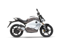 Super Soco TS Street Hunter 2021