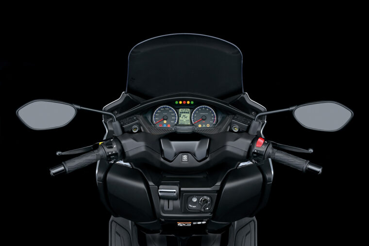 Suzuki-Burgman-400-2021 (5)