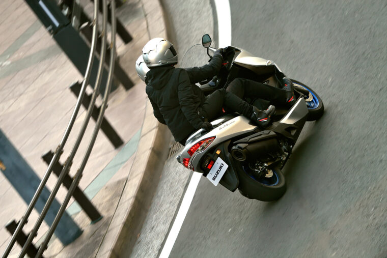 Suzuki-Burgman-400-2021-accion (59)