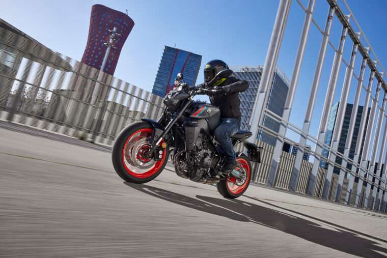 Yamaha-MT-09-2021_prueba (21)