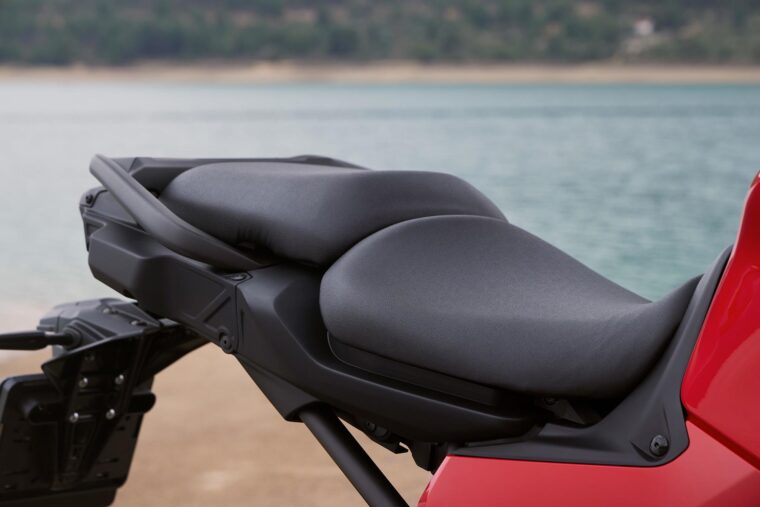 Yamaha-Tracer-9-2021-prueba-MBK-detalles (3)