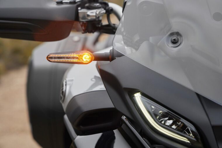 Yamaha-Tracer-9-GT-2021-prueba-MBK-detalles (3)