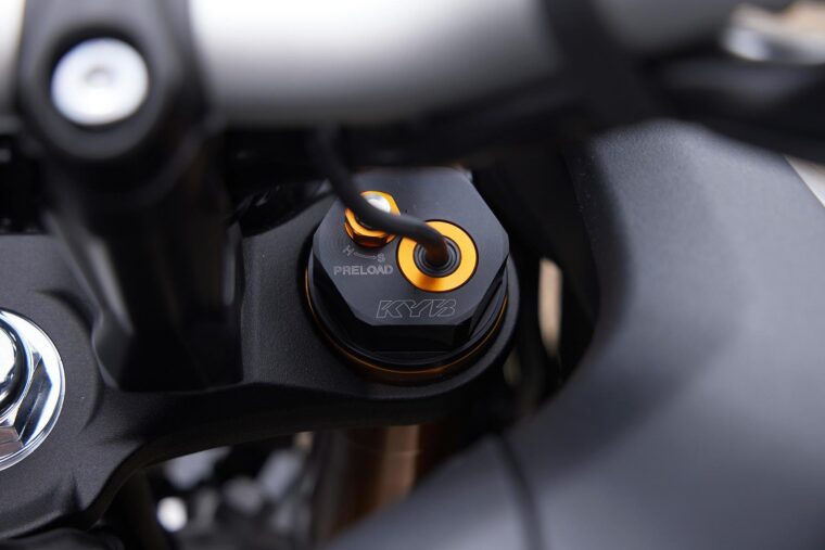 Yamaha-Tracer-9-GT-2021-prueba-MBK-detalles (6)