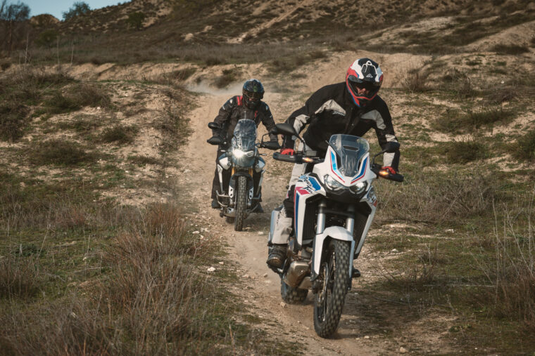 Honda-CRF1100L-Africa-Twin-2021-Triumph-Tiger-900-Rally-Pro-comparativa-2021 (9)