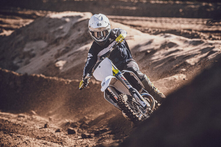 Husqvarna-TC-250-2022-motocross (16)