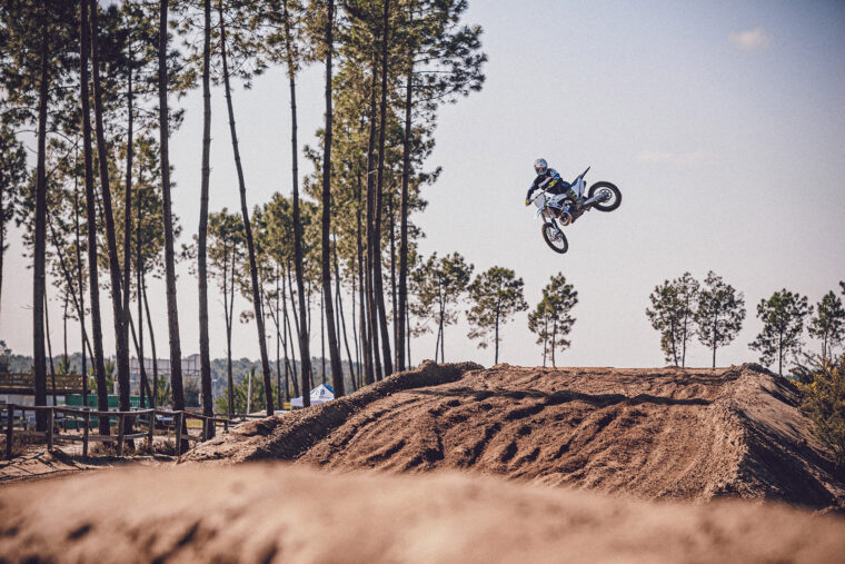 Husqvarna-TC-250-2022-motocross (8)