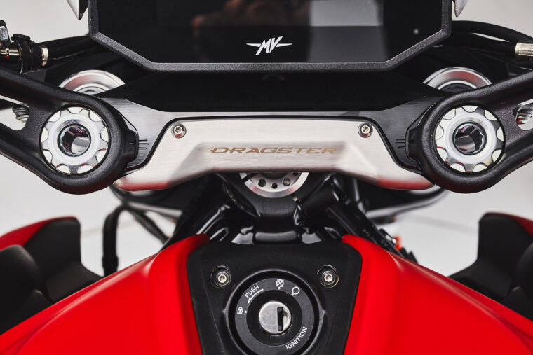 MV-Agusta-Dragster-800-Rosso-2021-detalles (10)