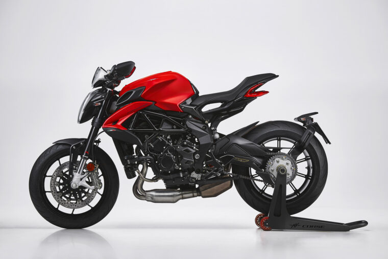 MV-Agusta-Dragster-800-Rosso-2021-estudio (2)