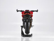 MV Agusta Dragster 800 Rosso 2021 32 MV Agusta Dragster 800 Rosso 2021 estudio (5)