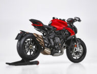 MV Agusta Dragster 800 Rosso 2021 28 MV Agusta Dragster 800 Rosso 2021 estudio (6)