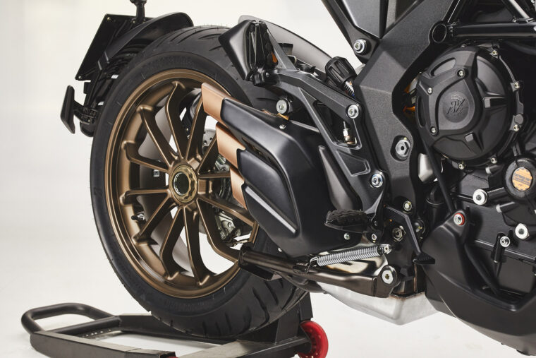 MV-Agusta-Turismo-Veloce-800-Lusso-2021-detalles (12)