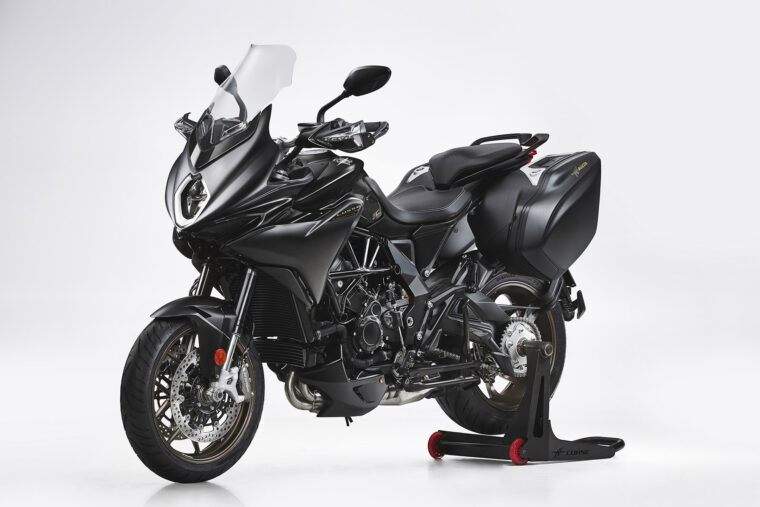 MV-Agusta-Turismo-Veloce-800-Lusso-SCS-2022- - 4