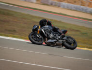 Triumph Speed Triple 1200 RS 2021 prueba circuito 12