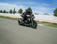 Triumph Speed Triple 1200 RS 2021 prueba circuito 18