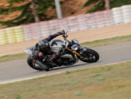 Triumph Speed Triple 1200 RS 2021 prueba circuito 21