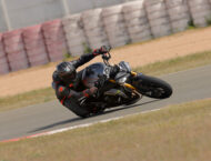 Triumph Speed Triple 1200 RS 2021: prueba y opinión 1 Triumph Speed Triple 1200 RS 2021 prueba circuito 25