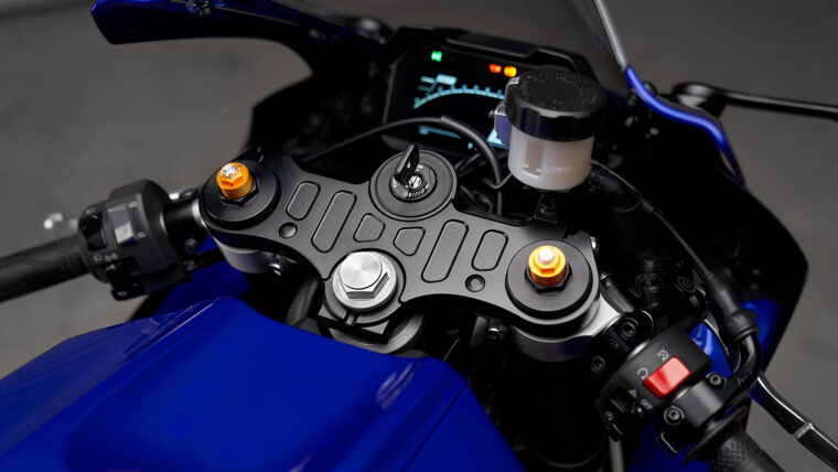Yamaha-R7-2022 (25)