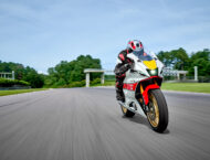 Yamaha R7 2024 88 Yamaha R7 60 Aniversario 2022 (1)