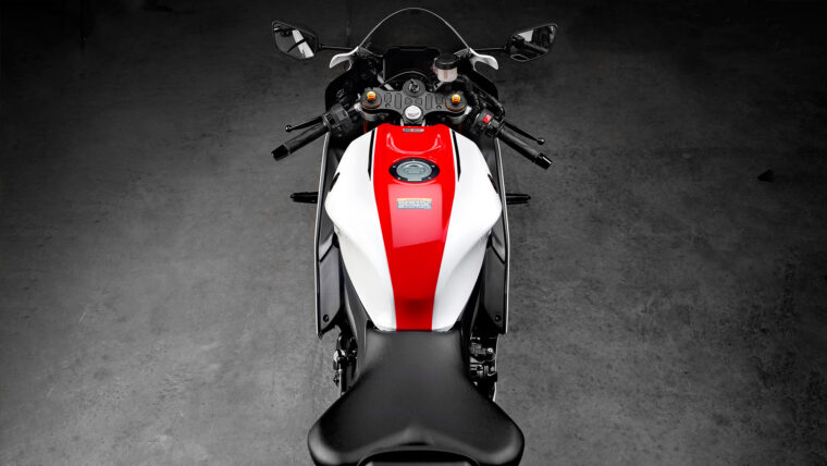 Yamaha-R7-60-Aniversario-2022 (15)