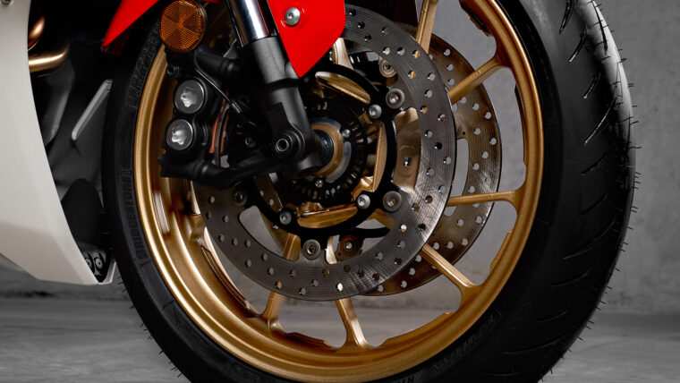 Yamaha-R7-60-Aniversario-2022 (20)