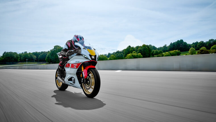 Yamaha-R7-60-Aniversario-2022 (7)