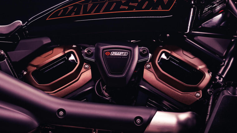 Harley-Davidson-1250-Custom-teaser