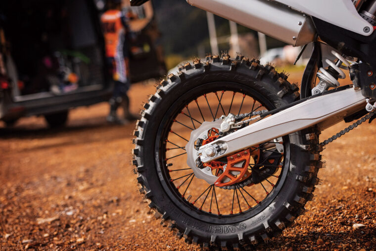 KTM-300-EXC-TPI-Erzbergrodeo-2022 (11)