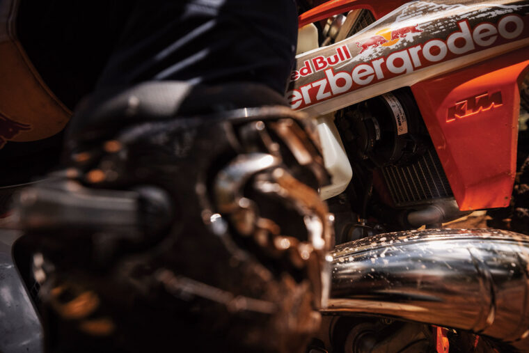 KTM-300-EXC-TPI-Erzbergrodeo-2022 (7)