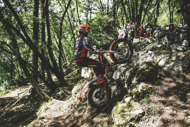 Laia-Sanz-victoria-trial-Italia (5)