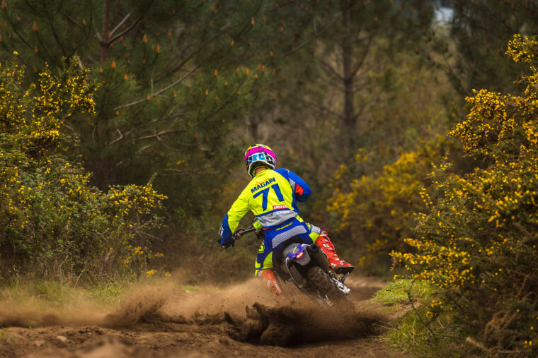 Sherco-125-SE-Factory-2022-enduro-accion (2)