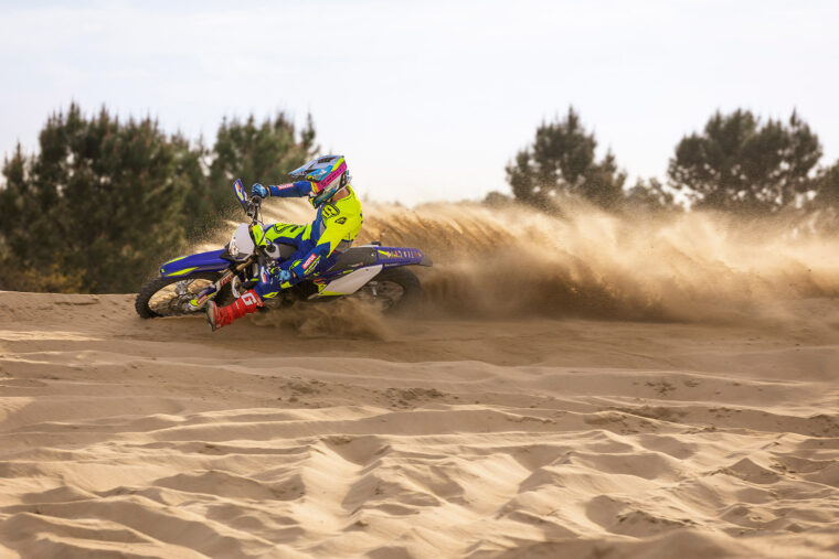 Sherco-125-SE-Factory-2022-enduro-accion (5)