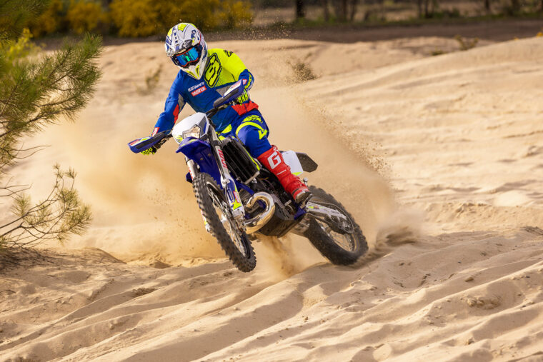 Sherco-300-SE-Factory-2022-enduro-accion (5)