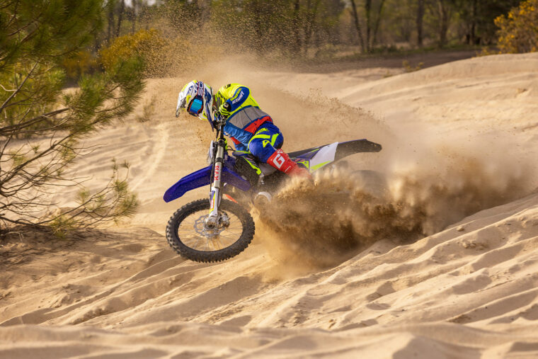 Sherco-300-SE-Factory-2022-enduro-accion (6)