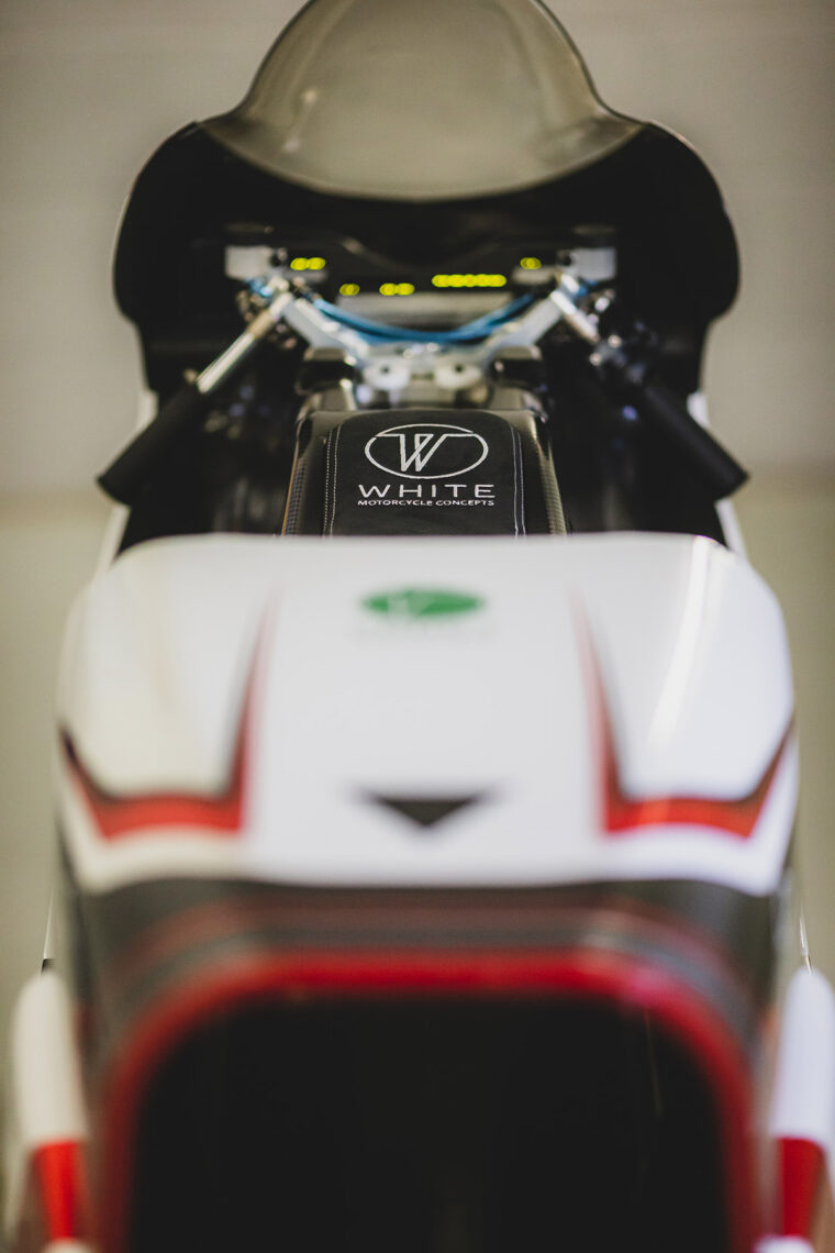 White-Motorcycle-WMC250EV-moto-electrica (49)