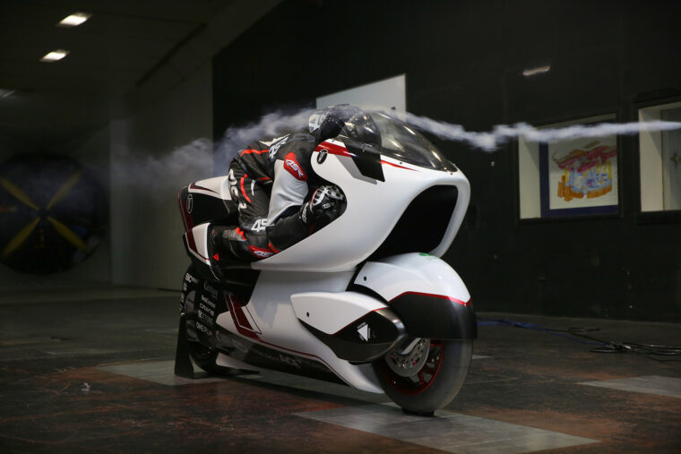 White-Motorcycle-WMC250EV-moto-electrica (6)