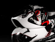 WMC250EV: White Motorcycle desvela su moto eléctrica de récord 14 White Motorcycle WMC250EV moto electrica (91)