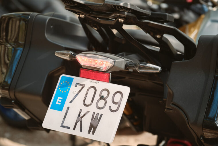 BMW-F-900-XR-2021-detalles-30