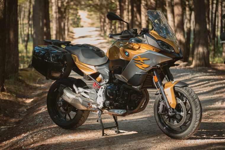Yamaha Tracer 9 GT vs BMW F 900 XR 2021: Prueba comparativa 69 BMW F 900 XR 2021 detalles 32