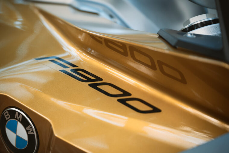 BMW-F-900-XR-2021-detalles-9