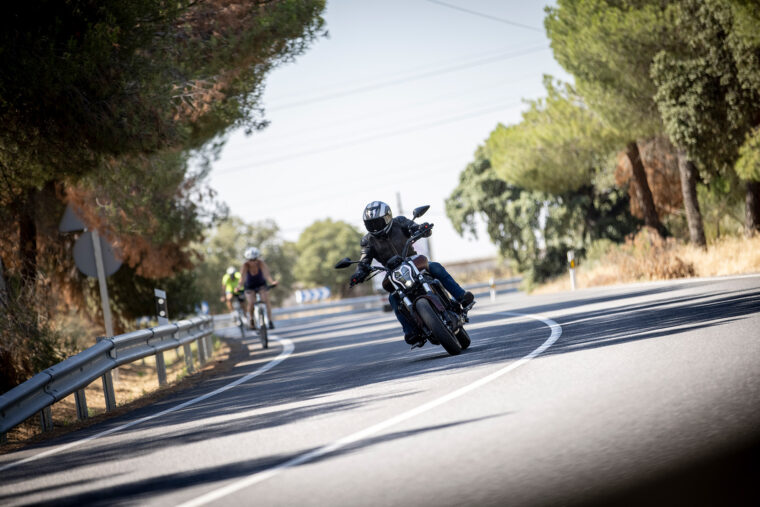 Benelli 502c 2021 prueba 1