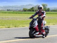 Italjet Dragster 125/200 2022: El excéntrico scooter llega en diciembre 9 Italjet Dragster Andrea Dovizioso (1)