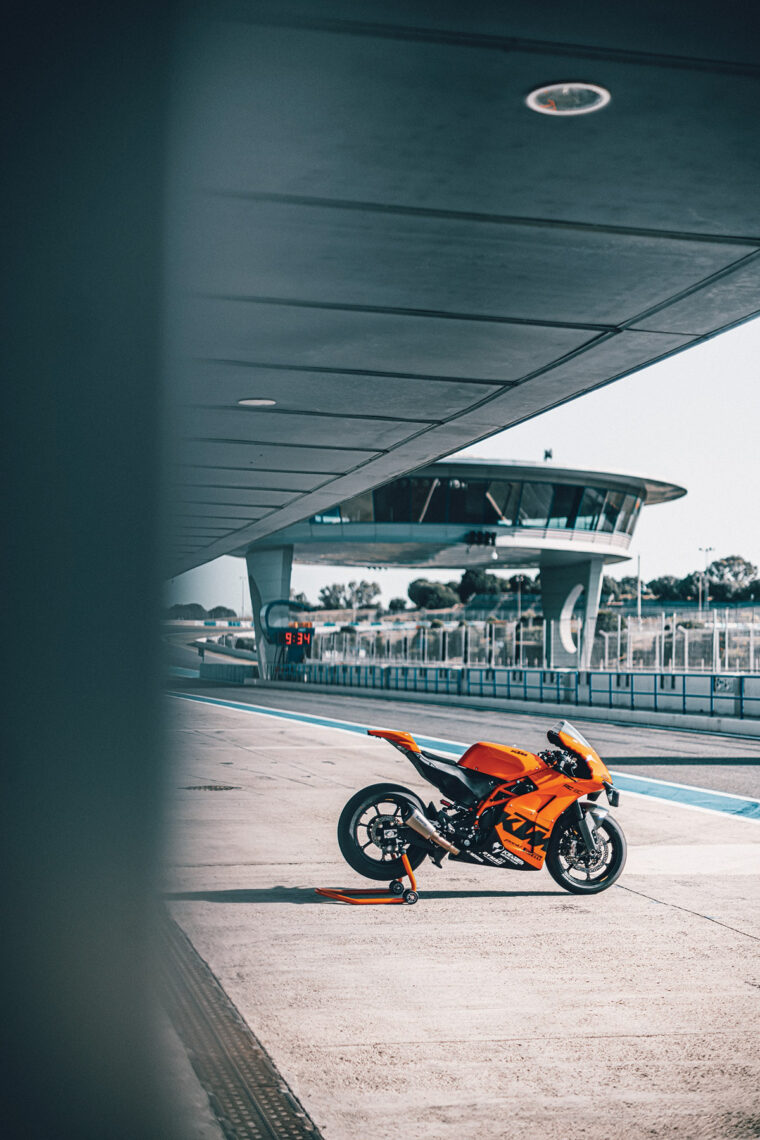 KTM-RC-8C-2022 (110)