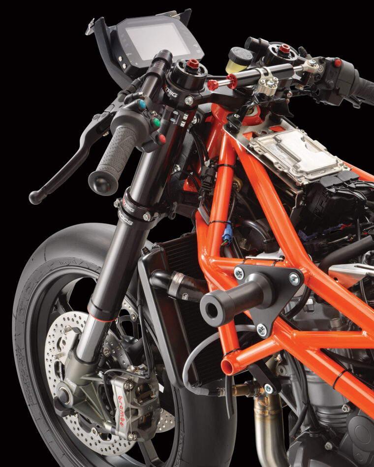 KTM-RC-8C-2022 (112)